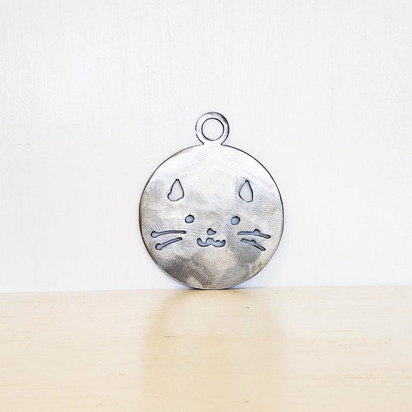 Cat Face Metal Ornament